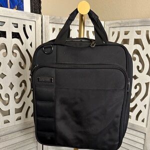 Kenneth Cole Black EX ScamLaptop Briefcase
